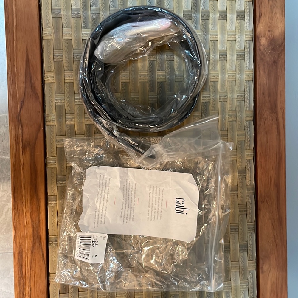 New with tags cabi beast belt.